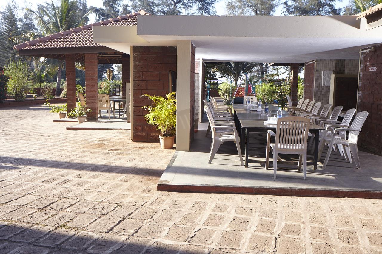 Sagar Sawali Beach Resort Karde Dāpoli Buitenkant foto