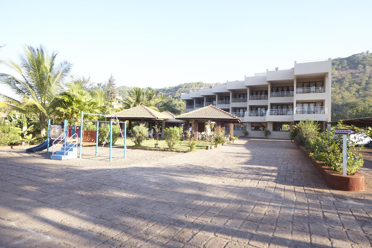 Sagar Sawali Beach Resort Karde Dāpoli Buitenkant foto