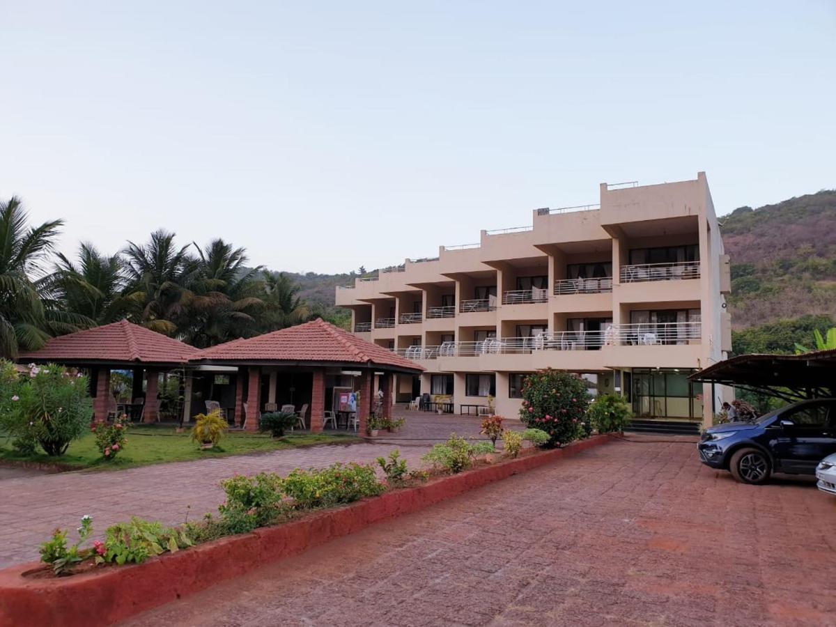 Sagar Sawali Beach Resort Karde Dāpoli Buitenkant foto
