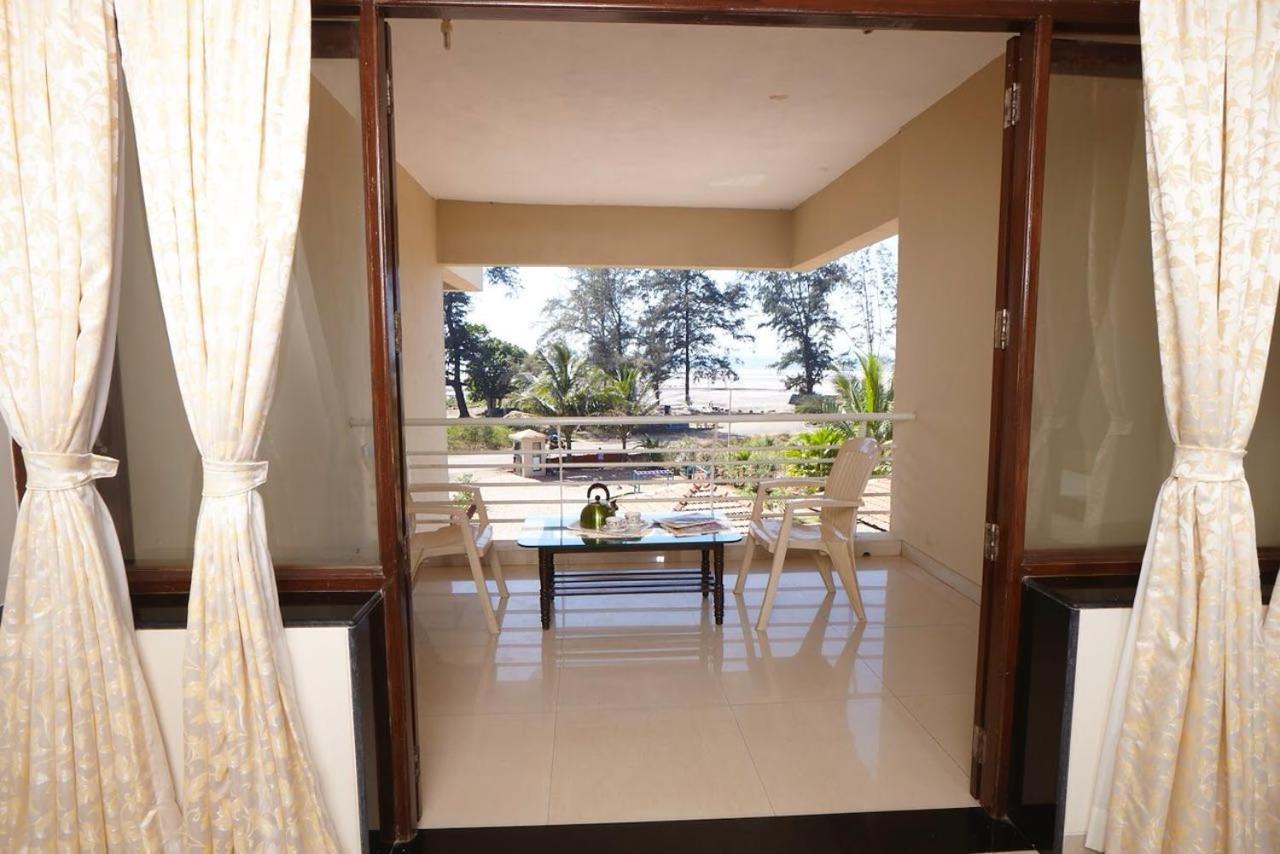Sagar Sawali Beach Resort Karde Dāpoli Buitenkant foto